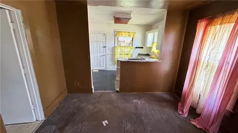 Other - 207 E Davis St, Hearne, TX 77859 photo 6 of 9