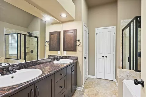 Bath - 3087 Positano Loop, Bryan, TX 77808 photo 1 of 3