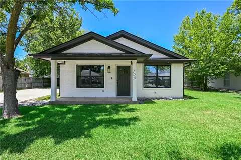 109 Sterling St, College Station, TX 77840