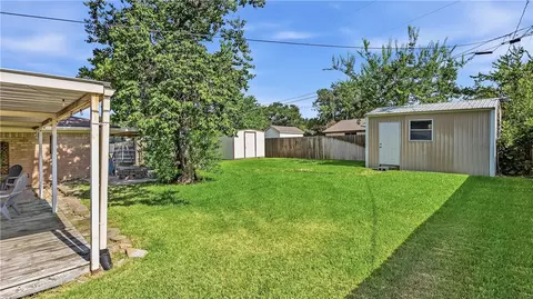 Exterior - 2401 Hillside Dr, Bryan, TX 77802 photo 6 of 8