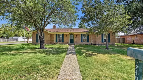 Other - 2401 Hillside Dr, Bryan, TX 77802 photo 2 of 8