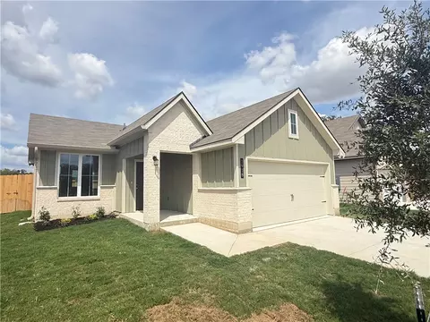 Exterior - 1918 Mcarthur Ave, Bryan, TX 77803 photo 2 of 3
