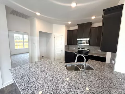 Kitchen - 1918 Mcarthur Ave, Bryan, TX 77803 photo 2 of 2