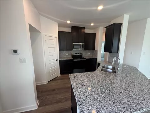 Kitchen - 1918 Mcarthur Ave, Bryan, TX 77803 photo 1 of 2