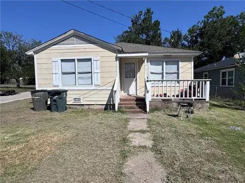 Exterior - 1500 Baker Ave, Bryan, TX 77803 photo 2 of 2