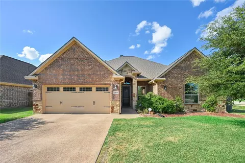 15633 Shady Brook Ln, College Station, TX 77845