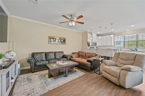 2141 Big River St, College Station, TX 77840
