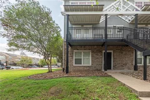 1725 Harvey Mitchell Parkway S 621, College Station, TX 77840