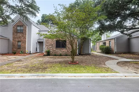 2518 Cross Timbers Dr, College Station, TX 77840