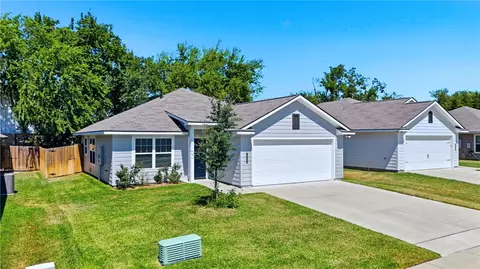 Exterior - 1920 Basil Ct, Bryan, TX 77801 photo 4 of 8