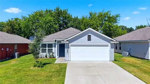 Exterior - 1920 Basil Ct, Bryan, TX 77801 photo 2 of 8