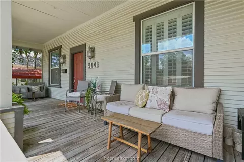 Exterior - 504 W 28th St, Bryan, TX 77803 photo 2 of 3