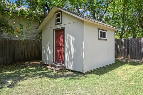 Other - 504 W 28th St, Bryan, TX 77803 photo 6 of 7
