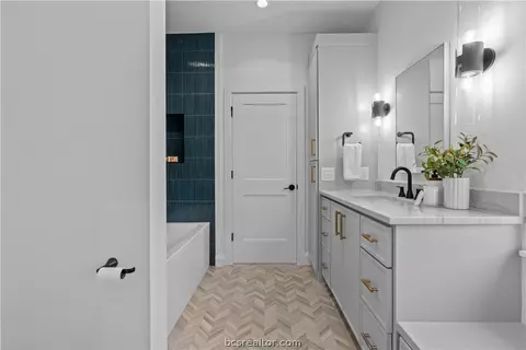 Bath - 3000 Silverbell Ct, Bryan, TX 77807 photo 6 of 6