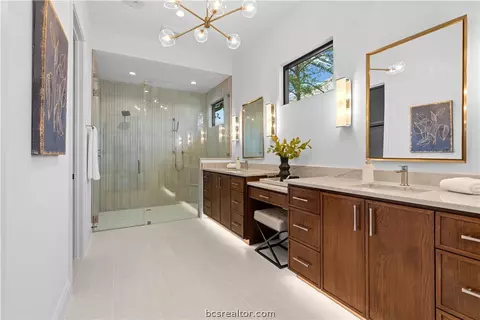 Bath - 3000 Silverbell Ct, Bryan, TX 77807 photo 1 of 6