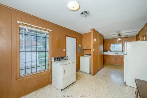 Other - 303 Borderbrook Dr, Bryan, TX 77801 photo 8 of 10