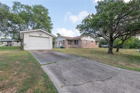 Other - 303 Borderbrook Dr, Bryan, TX 77801 photo 7 of 10
