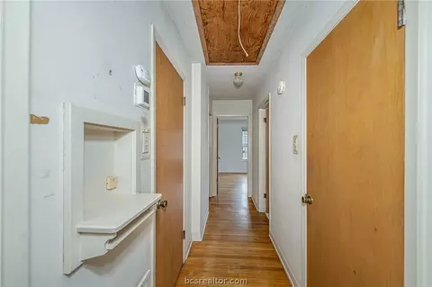 Entry Way - 303 Borderbrook Dr, Bryan, TX 77801 photo 3 of 3