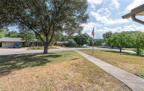 Other - 303 Borderbrook Dr, Bryan, TX 77801 photo 3 of 10