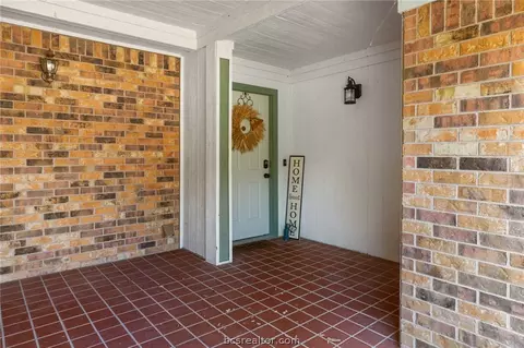 Exterior - 602 Cache Cove A, Bryan, TX 77802 photo 7 of 15