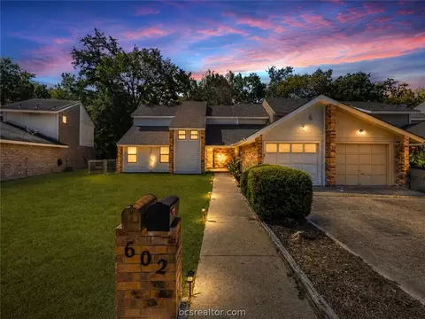 Exterior - 602 Cache Cove A, Bryan, TX 77802 photo 4 of 15