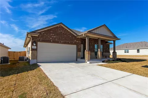 Exterior - 2043 Chief St, Bryan, TX 77807 photo 3 of 4