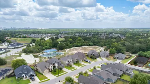 View/Area - 2029 Jester Trl, Bryan, TX 77807 photo 2 of 5