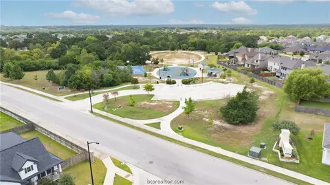 View/Area - 2029 Jester Trl, Bryan, TX 77807 photo 3 of 5