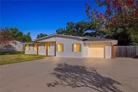 Exterior - 304 Dunn St, Bryan, TX 77801 photo 8 of 8