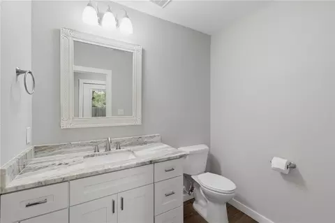 Bath - 304 Dunn St, Bryan, TX 77801 photo 5 of 7
