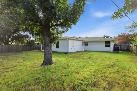 Exterior - 304 Dunn St, Bryan, TX 77801 photo 4 of 8
