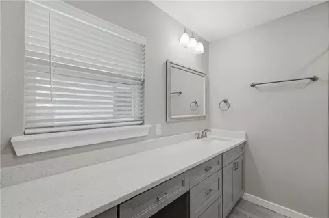Bath - 304 Dunn St, Bryan, TX 77801 photo 1 of 8