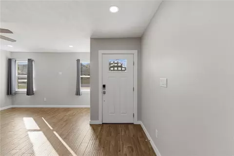 Entry Way - 304 Dunn St, Bryan, TX 77801 photo 1 of 1