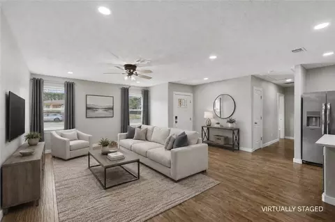 Living - 304 Dunn St, Bryan, TX 77801 photo 3 of 4