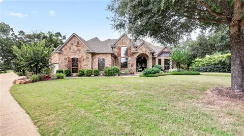 2923 Chaco Canyon Dr, College Station, TX 77845