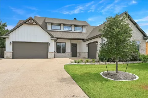 1968 Arcadia Bluffs Dr, College Station, TX 77845