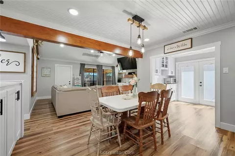 Dining - 1119 Lamar, Bryan, TX 77802 photo 1 of 2