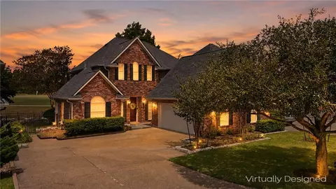 4732 Stonebriar Cir, College Station, TX 77845