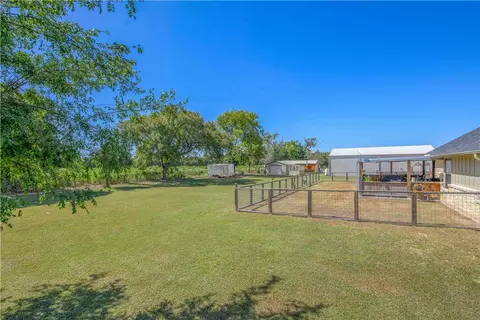 Exterior - 8748 Tejas Ranch Loop, Bryan, TX 77808 photo 9 of 12