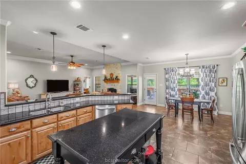 Kitchen - 8748 Tejas Ranch Loop, Bryan, TX 77808 photo 6 of 6
