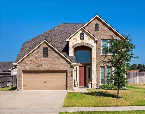 2000 Viva Rd, Bryan, TX 77807