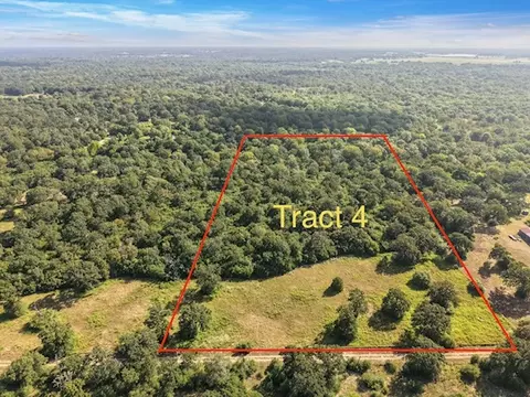 8692 Treebrook Ln, Bryan, TX 77808 photo 5