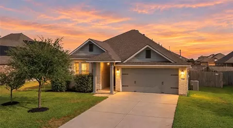 7714 Links Ln, Navasota, TX 77868