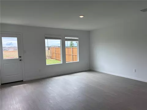 1810 Taggart Trl, Bryan, TX 77807 photo 5