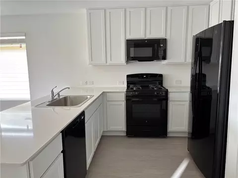 1810 Taggart Trl, Bryan, TX 77807 photo 3