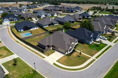 View/Area - 5015 Highline Dr, Bryan, TX 77802 photo 2 of 4