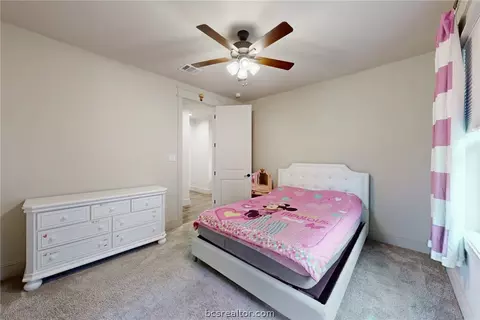Bedroom - 5015 Highline Dr, Bryan, TX 77802 photo 4 of 5
