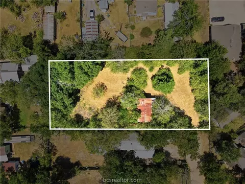 1308 N Sims Ave, Bryan, TX 77803