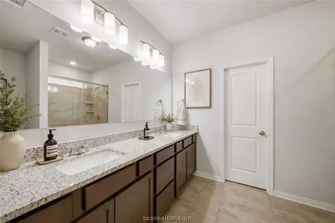 Bath - 3011 Stevens Dr, Bryan, TX 77803 photo 1 of 3