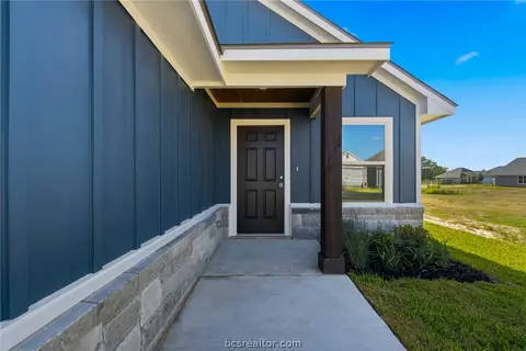 Exterior - 2789 Buccaneer Trl, Bryan, TX 77803 photo 4 of 6